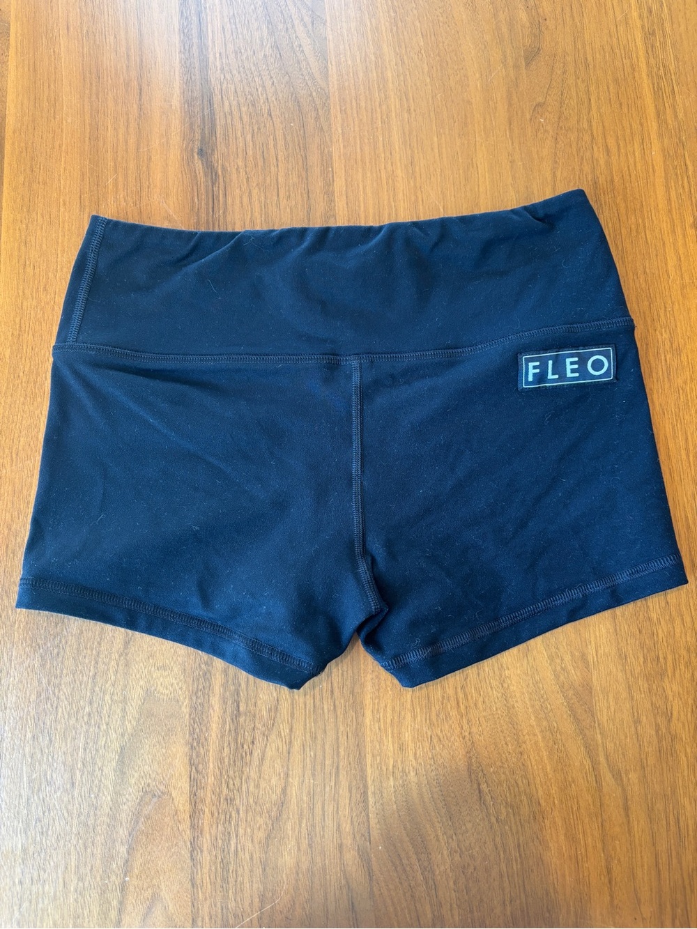 FLEO black HRO shorts